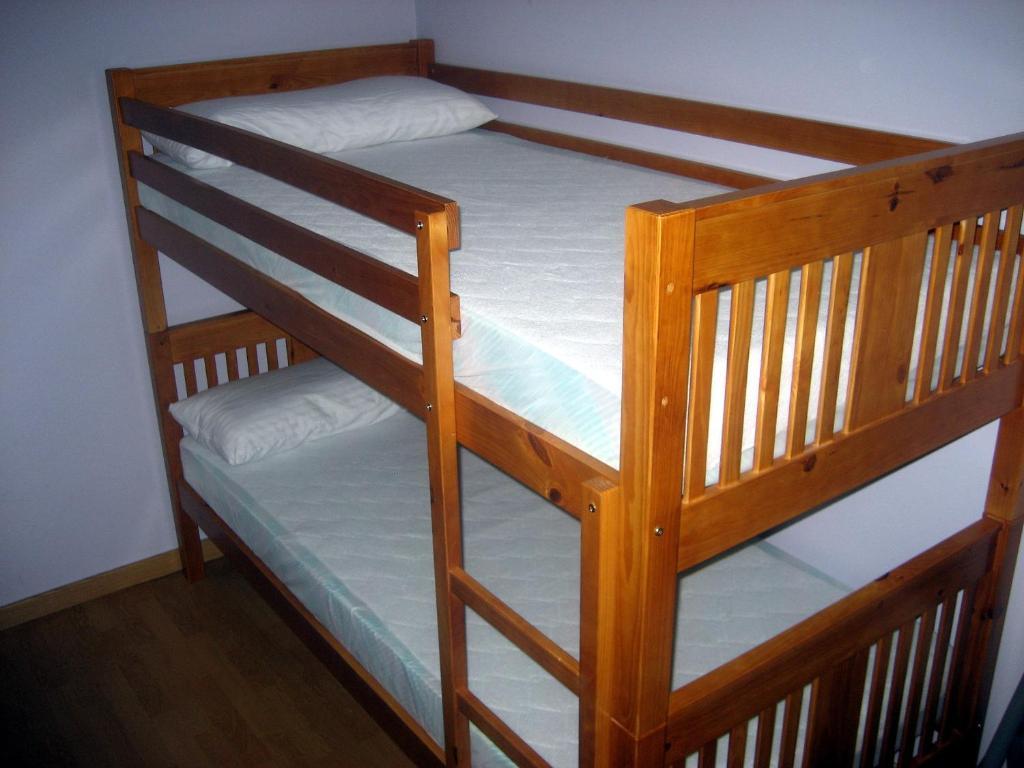 Albergue Turistico Rio Aragon Canfranc Chambre photo